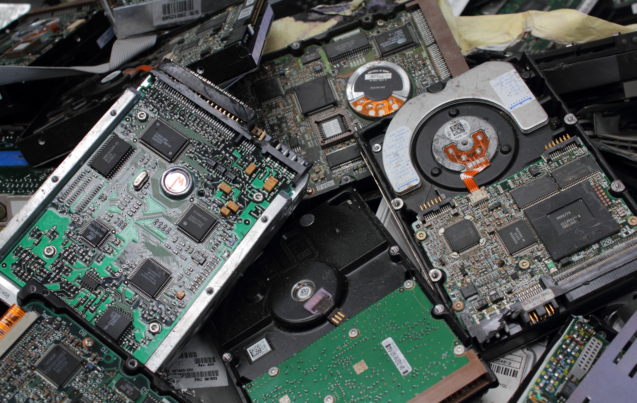 Evernext fait du recyclage d'actives informatiques, on donne une nouvelle vie aux plaques basées et autres résidus informatiques